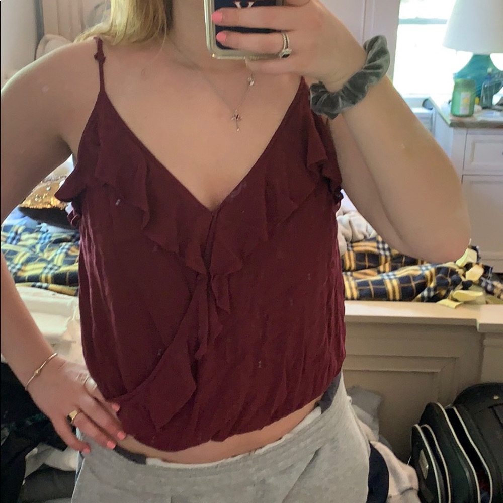 maroon tank top